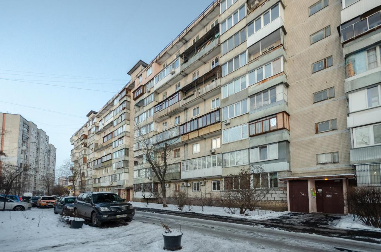Kvartirkoff Na Obolonskiy Prospekt 7 キエフ エクステリア 写真